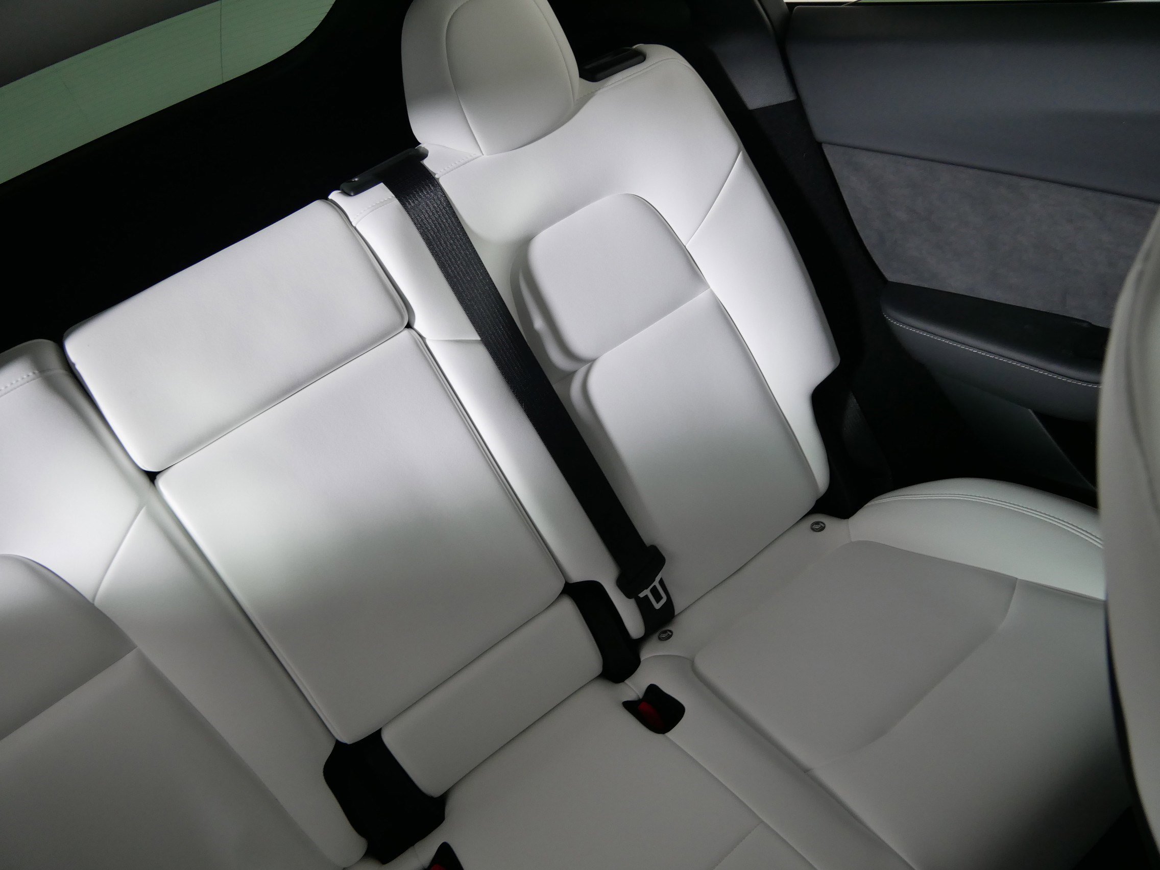 Used 2023 Tesla Model Y Long Range image 14