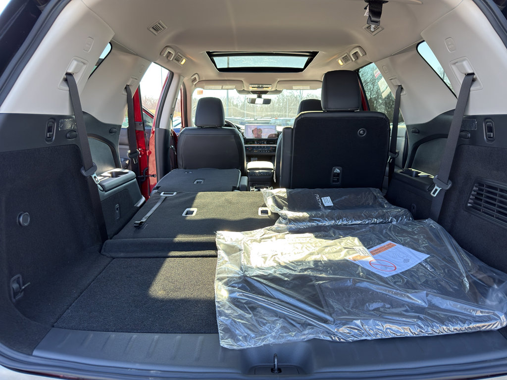 New 2026 Nissan Pathfinder SL AWD/4WD image 38