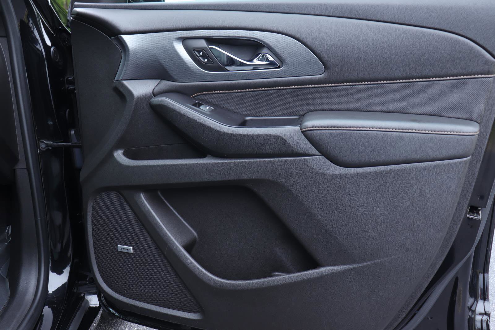 Used 2019 Chevrolet Traverse Premier w/ Driver Confidence II Package FWD image 19