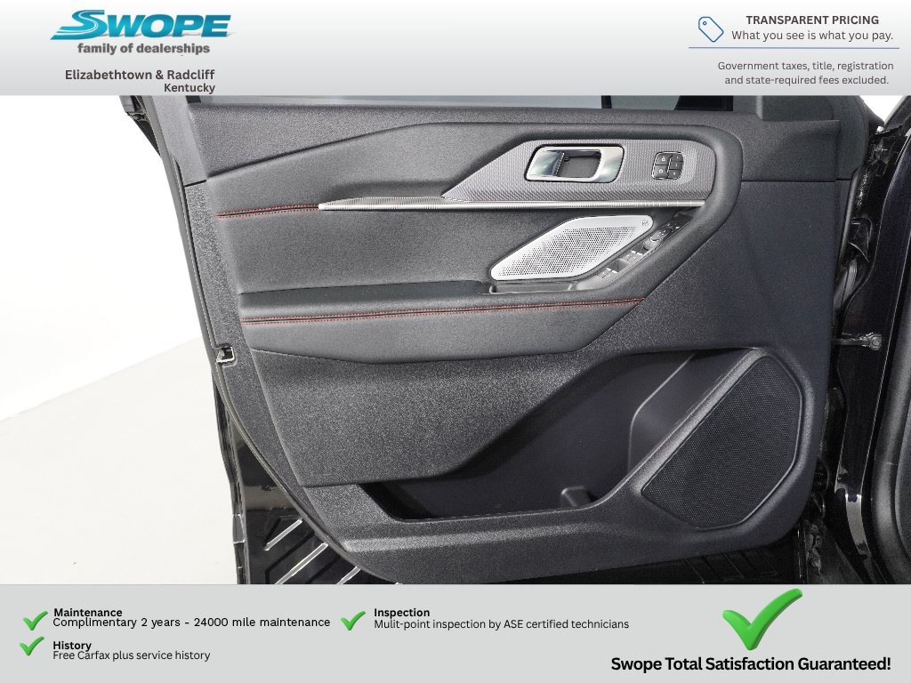 Used 2025 Ford Explorer ST AWD/4WD image 14