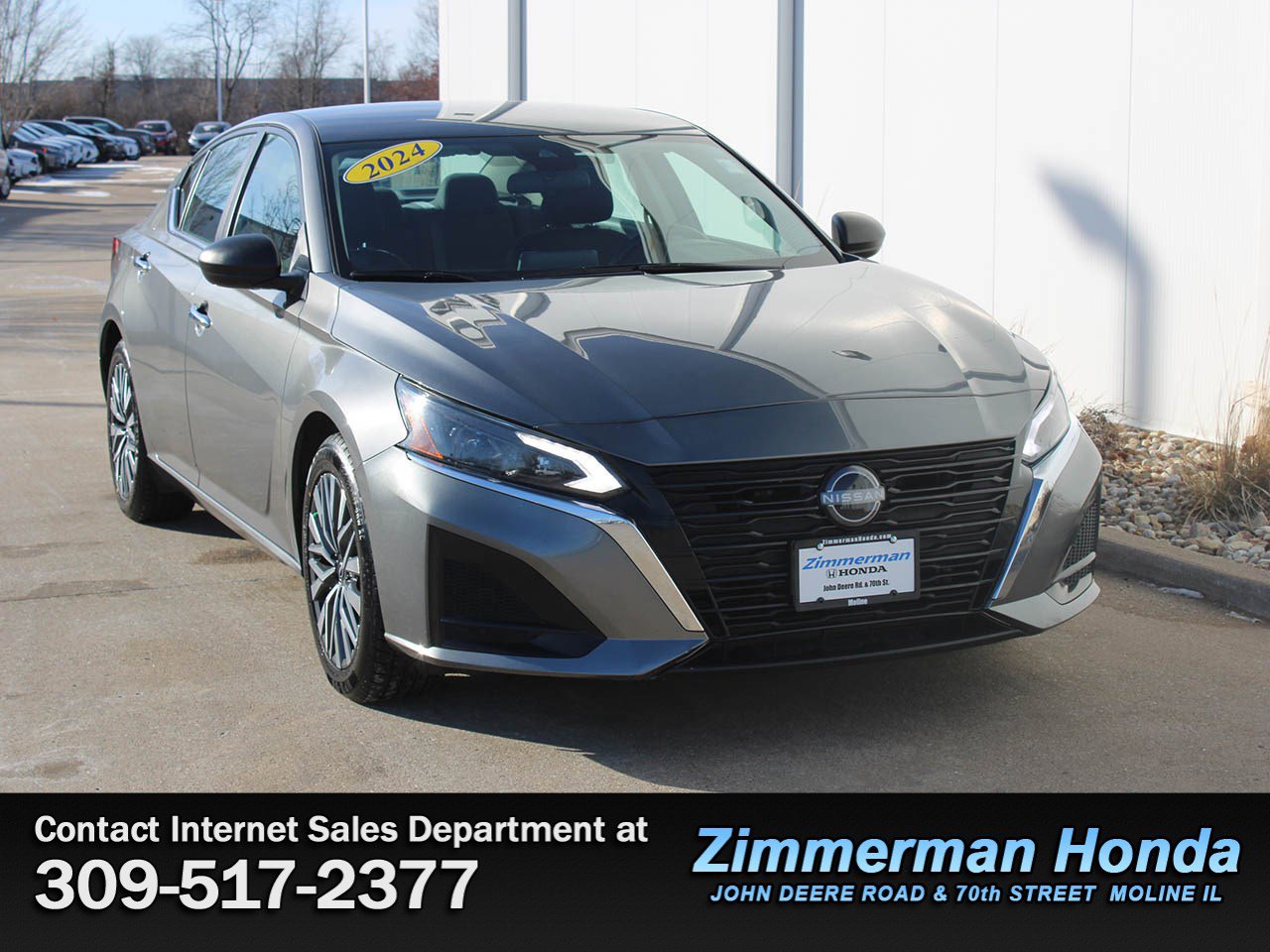 Used 2024 Nissan Altima 2.5 SV image 3