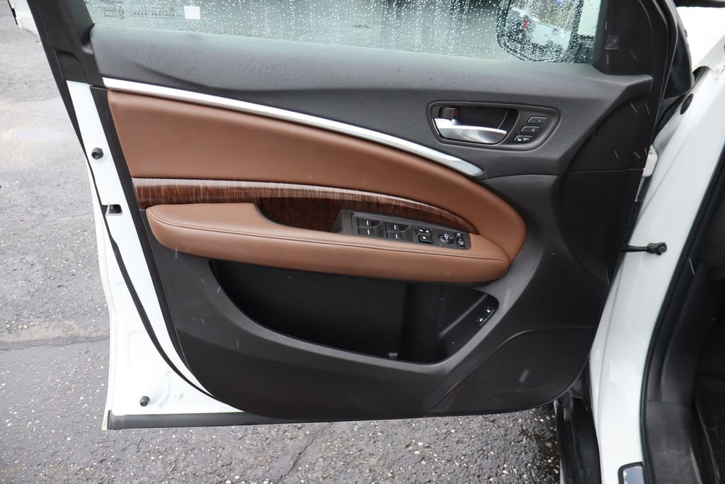Used 2018 Acura MDX SH-AWD w/ Technology Package image 27