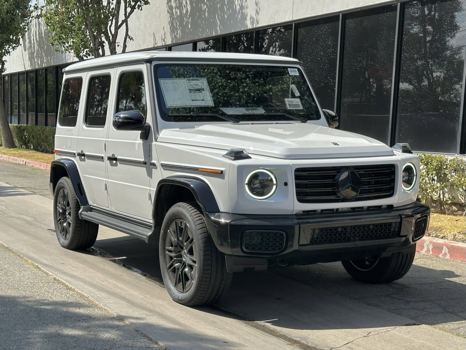 New 2025 Mercedes-Benz G 580 w/ EQ Technology image 2