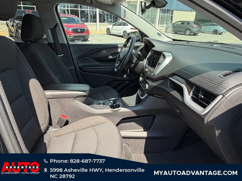 Used 2024 GMC Terrain SLE AWD/4WD image 28