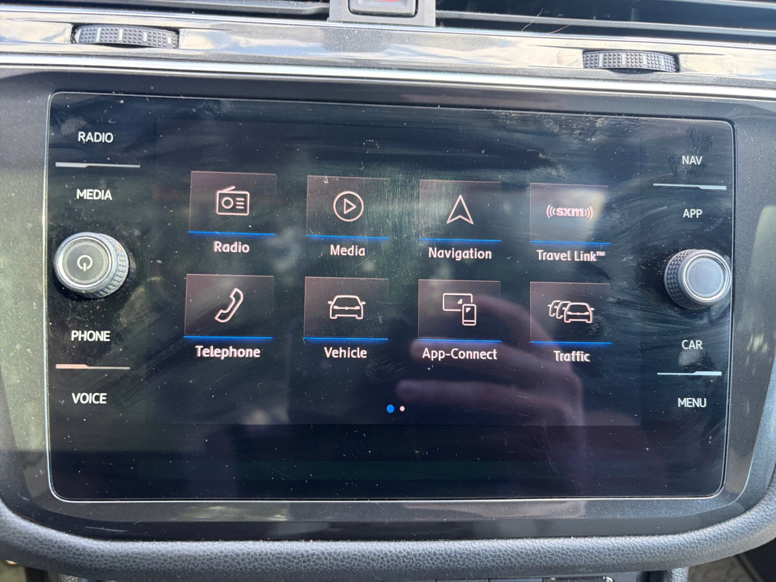Used 2018 Volkswagen Tiguan SEL w/ R-Line Package AWD/4WD image 23