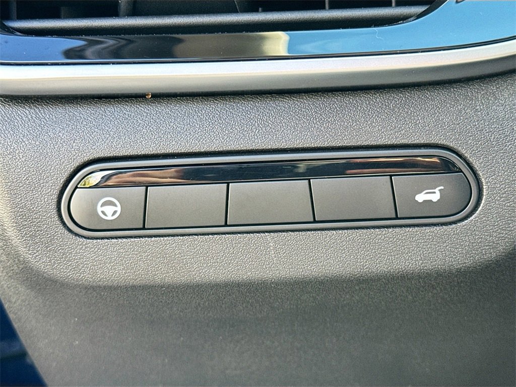 Used 2026 INFINITI QX60 Luxe w/ Cargo Package image 11