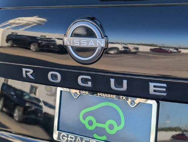 Used 2024 Nissan Rogue S AWD/4WD image 30