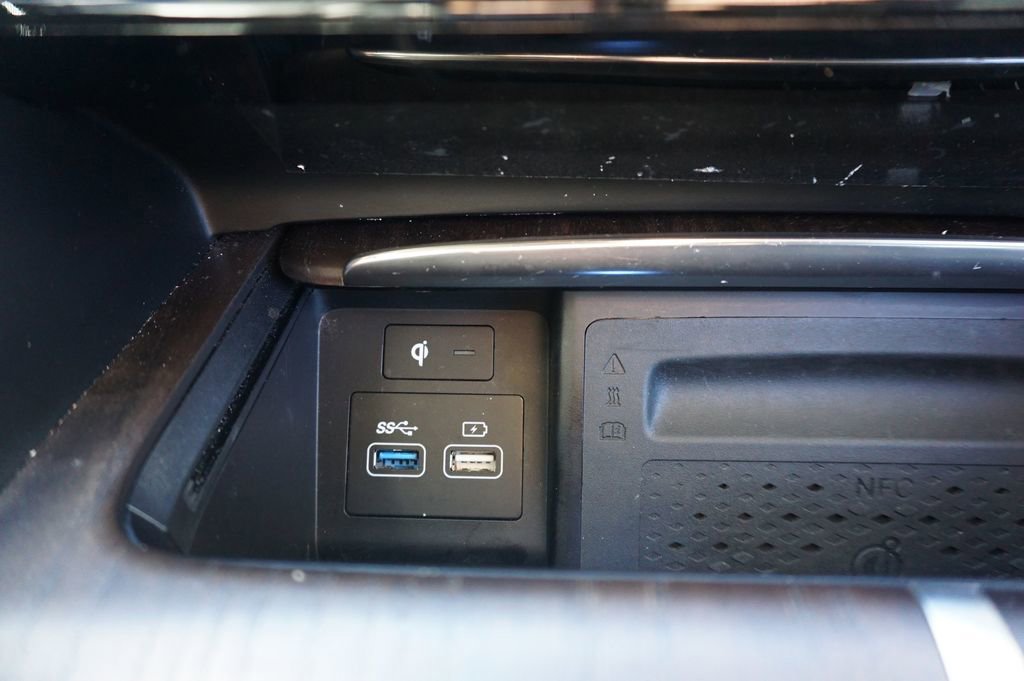 Used 2023 Genesis GV80 2.5T w/ Prestige 20" Package image 14