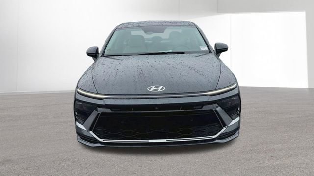 New 2026 Hyundai Sonata Limited FWD image 3