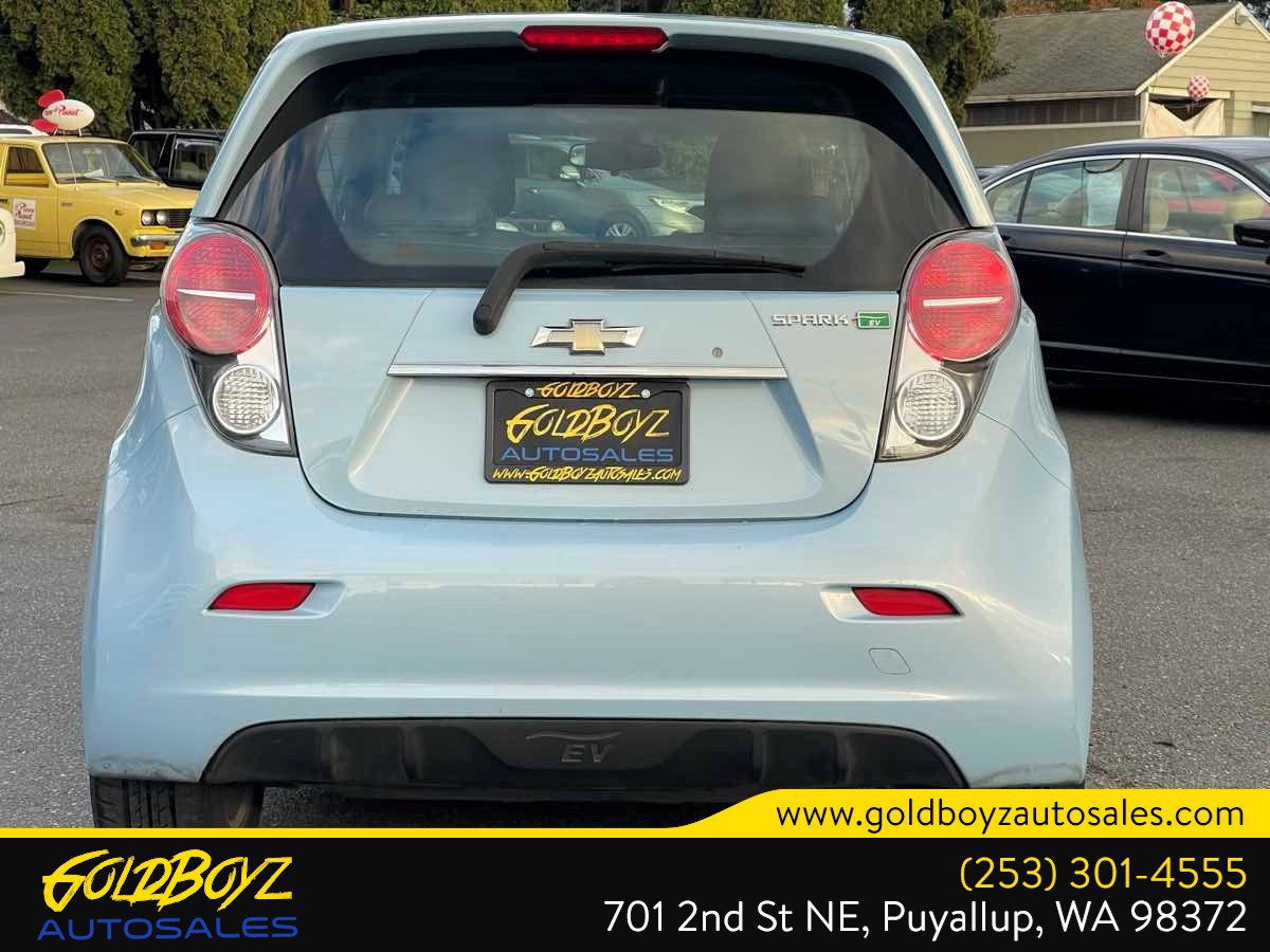Used 2015 Chevrolet Spark LT image 5