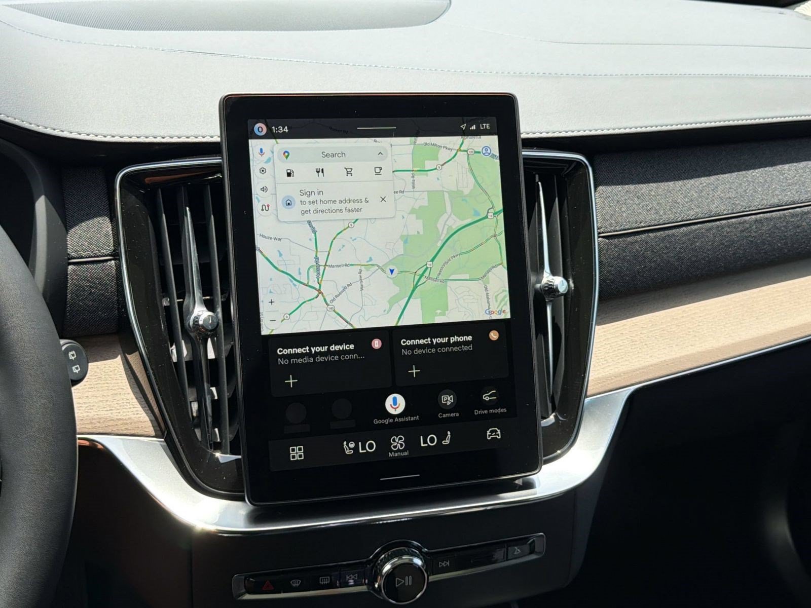 New 2026 Volvo XC90 B5 Core w/ Protection Package AWD/4WD image 18