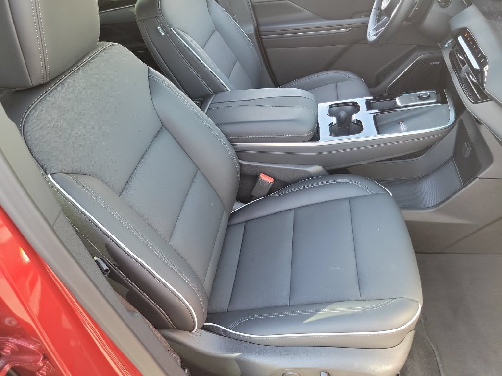 Used 2026 Buick Enclave Preferred FWD image 28