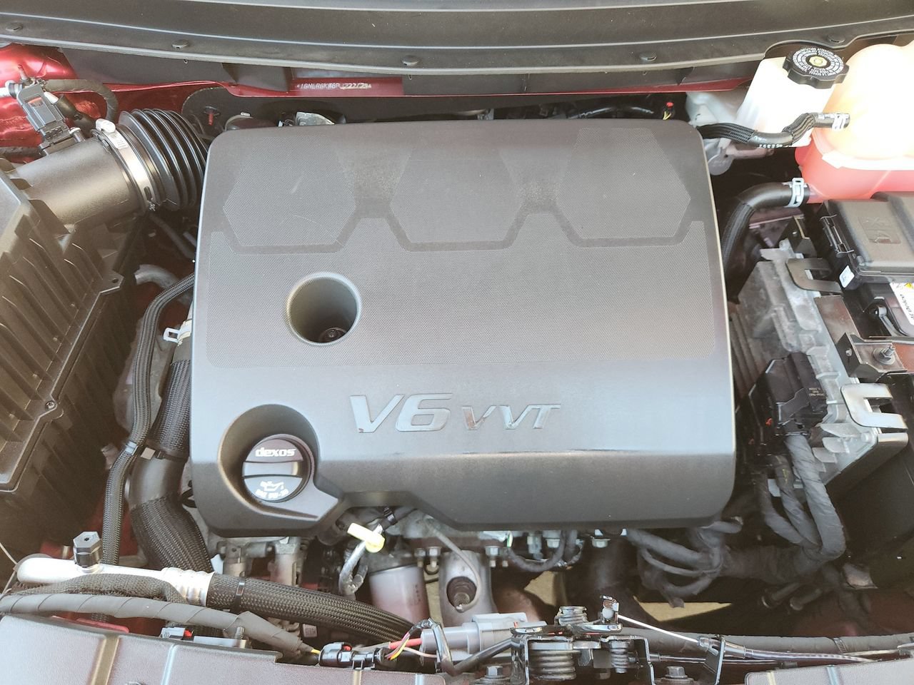 Used 2023 Chevrolet Traverse LT FWD image 30
