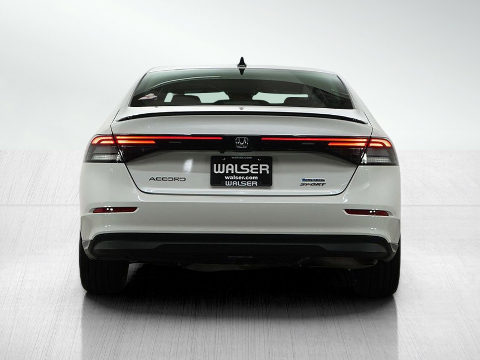 Used 2025 Honda Accord Sport image 4