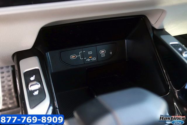 Used 2025 Kia Sorento SX FWD image 23