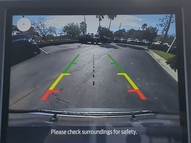 Used 2024 Ford Edge Titanium image 25