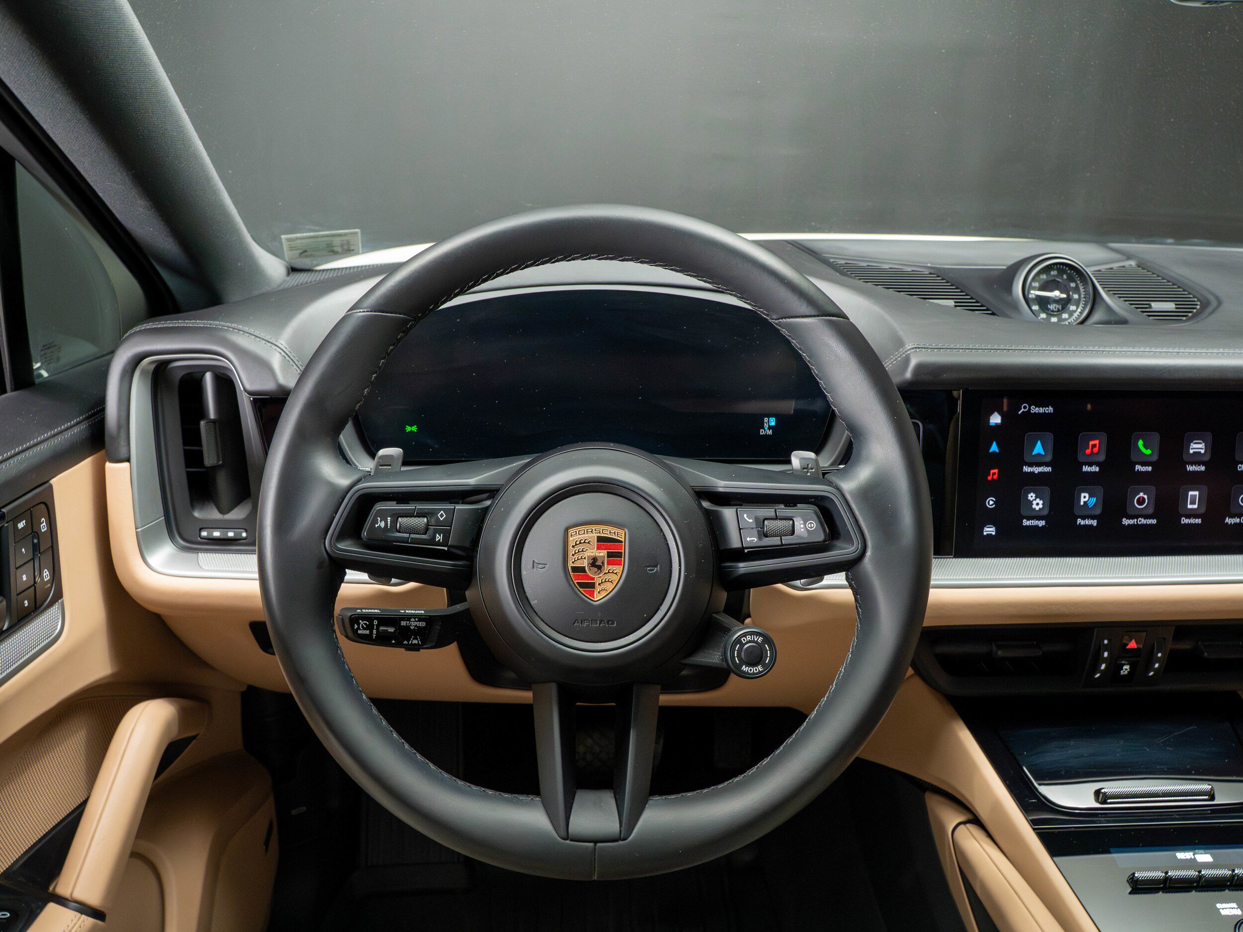 Certified 2024 Porsche Cayenne Coupe image 22
