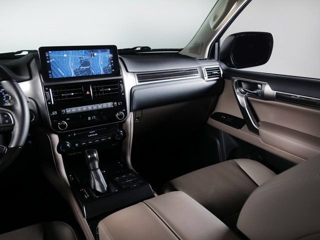 Used 2023 Lexus GX 460 Premium w/ Premium Package AWD/4WD image 16