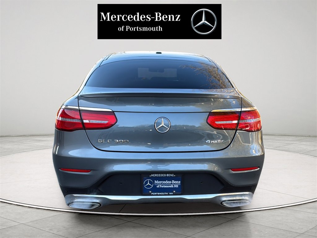 Used 2019 Mercedes-Benz GLC 300 4MATIC Coupe image 4