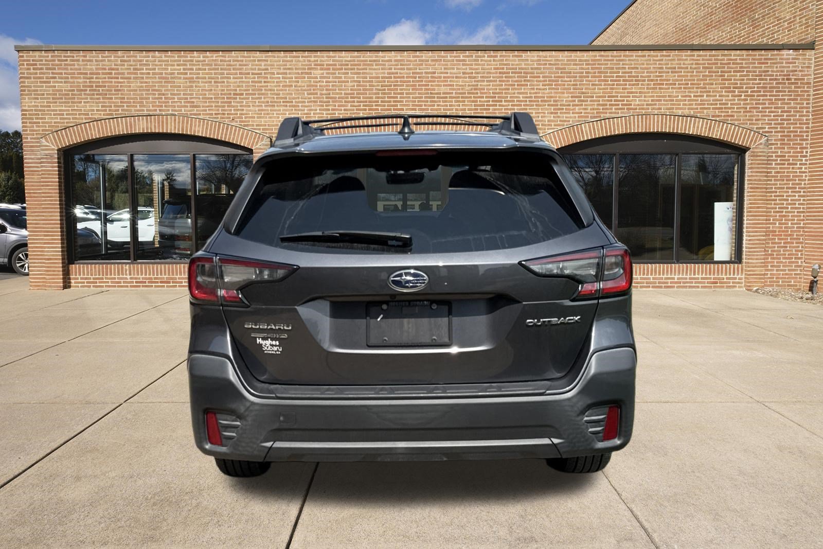 Used 2020 Subaru Outback Premium w/ Popular Package #1 AWD/4WD image 4