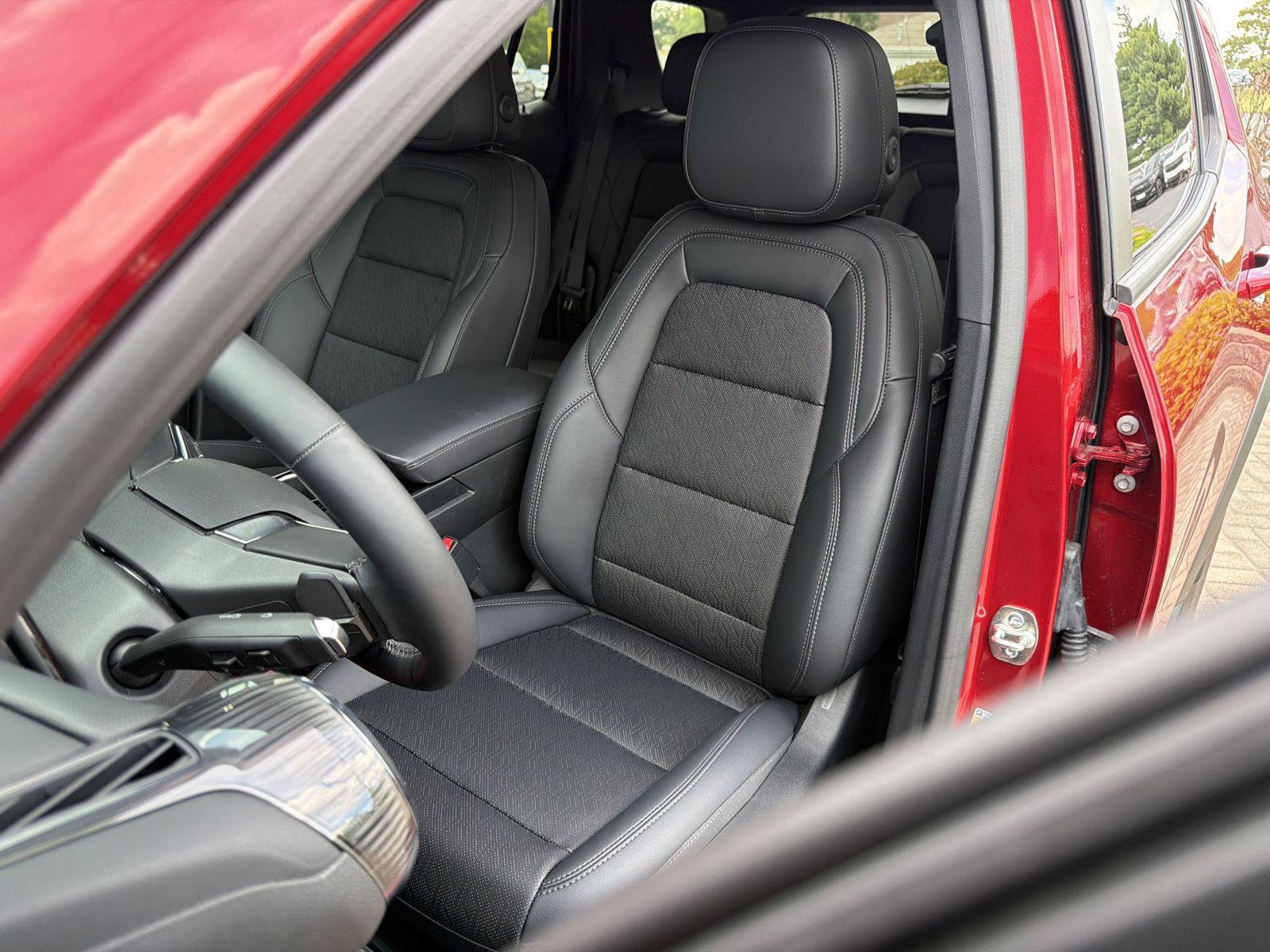 Used 2027 Chevrolet Equinox LT w/ Convenience Package II AWD/4WD image 15