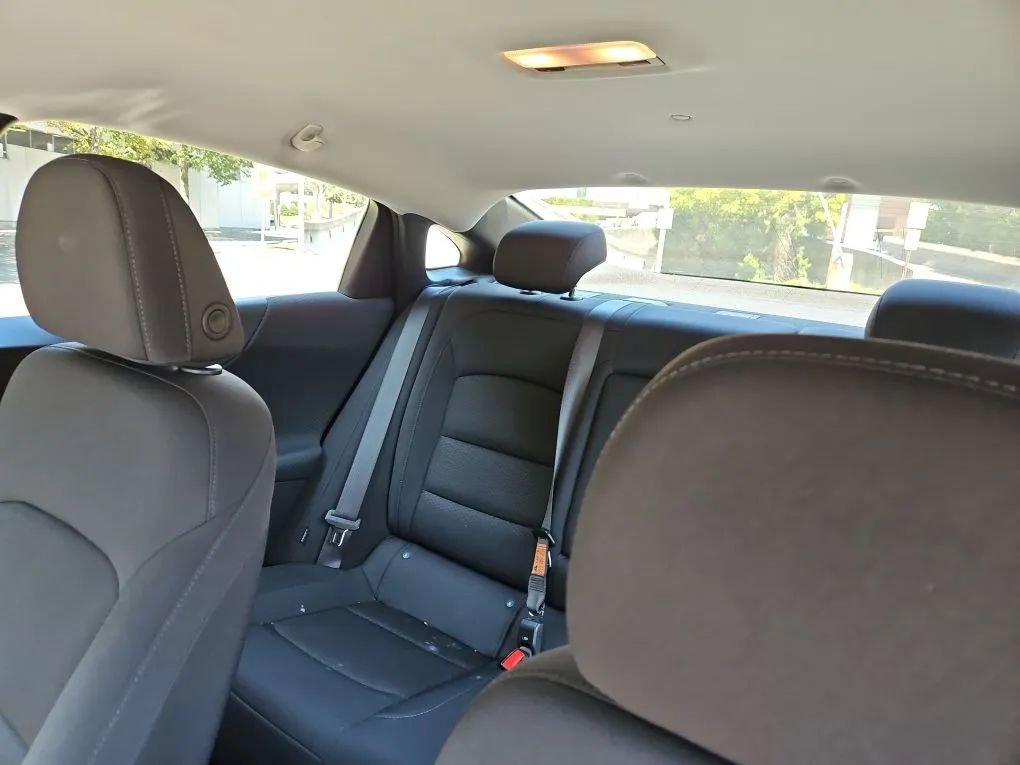Used 2023 Chevrolet Malibu LT image 21
