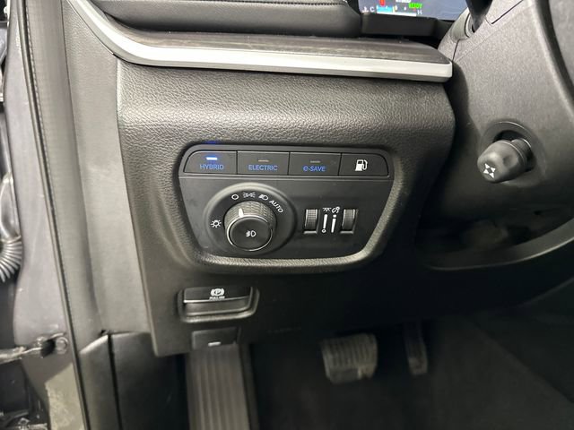 Used 2023 Jeep Grand Cherokee 30th Anniversary image 19
