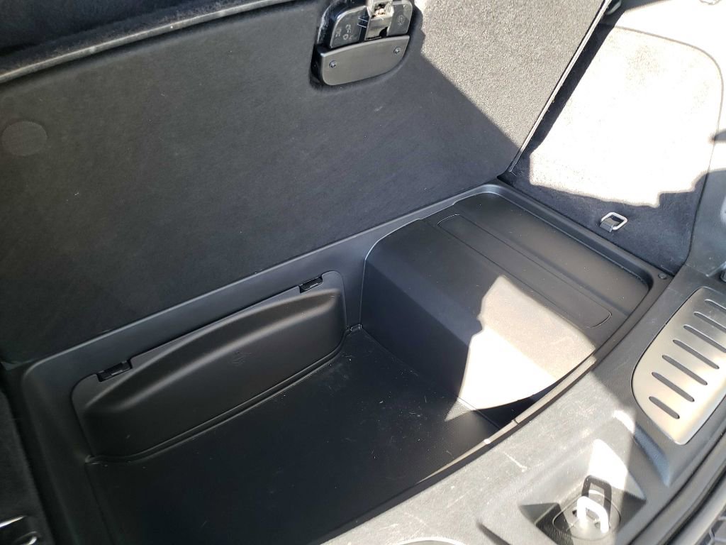 Used 2021 Dodge Durango R/T w/ Blacktop Package image 36