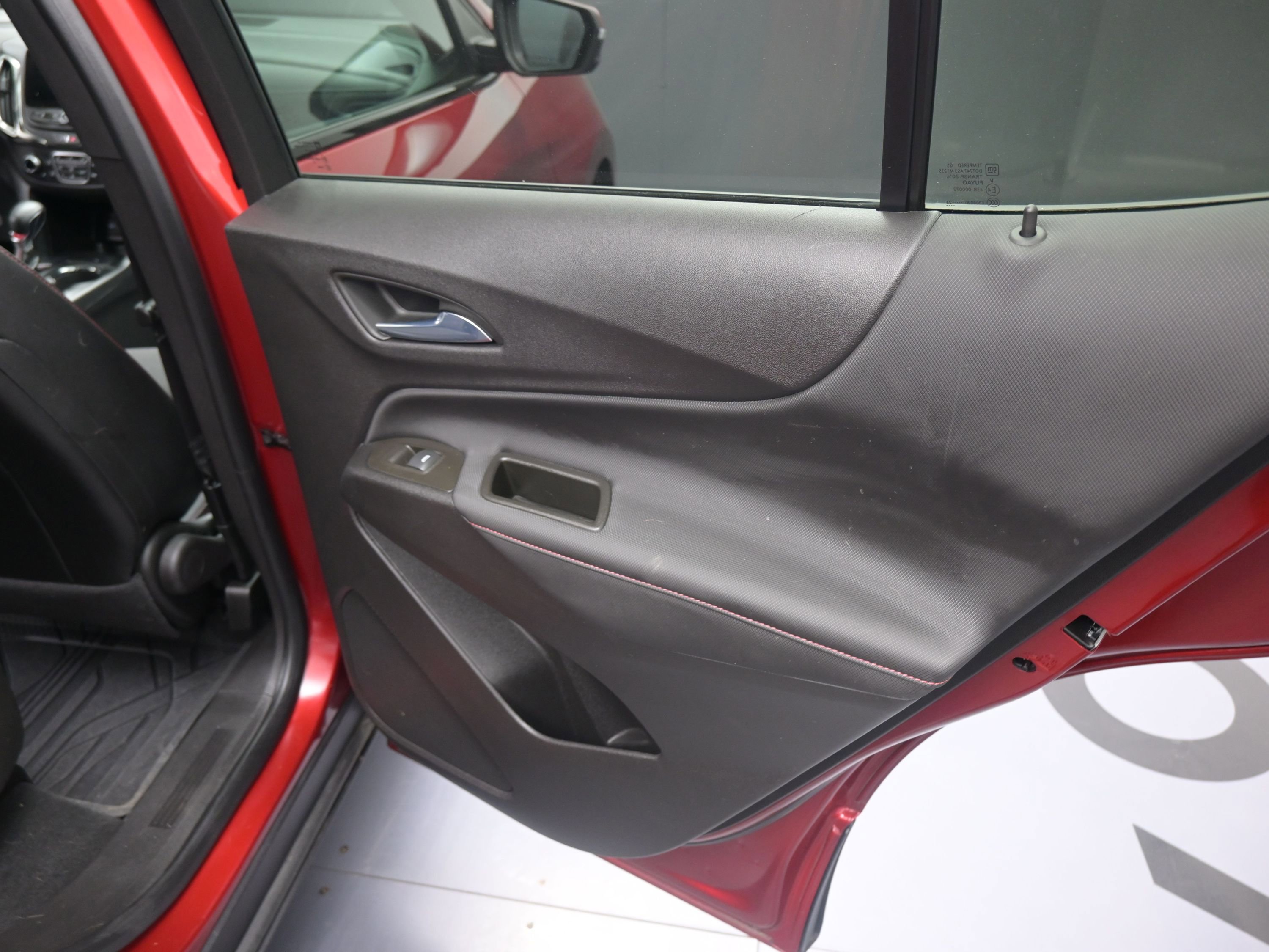 Certified 2024 Chevrolet Equinox RS image 20