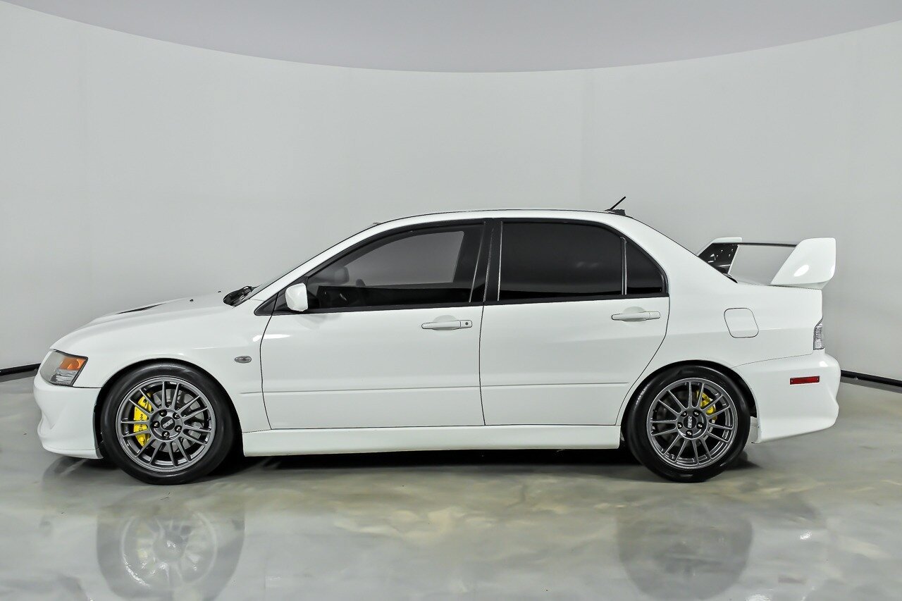Used 2005 Mitsubishi Lancer Evolution MR AWD/4WD image 5