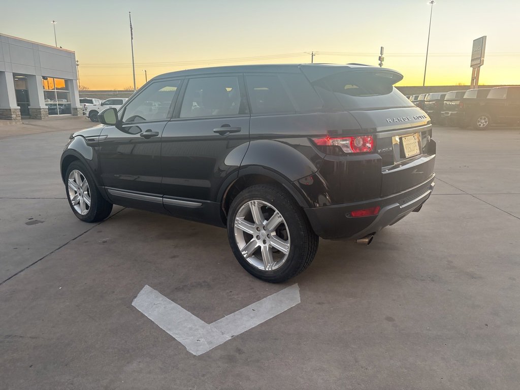 Used 2015 Land Rover Range Rover Evoque Pure Plus image 4