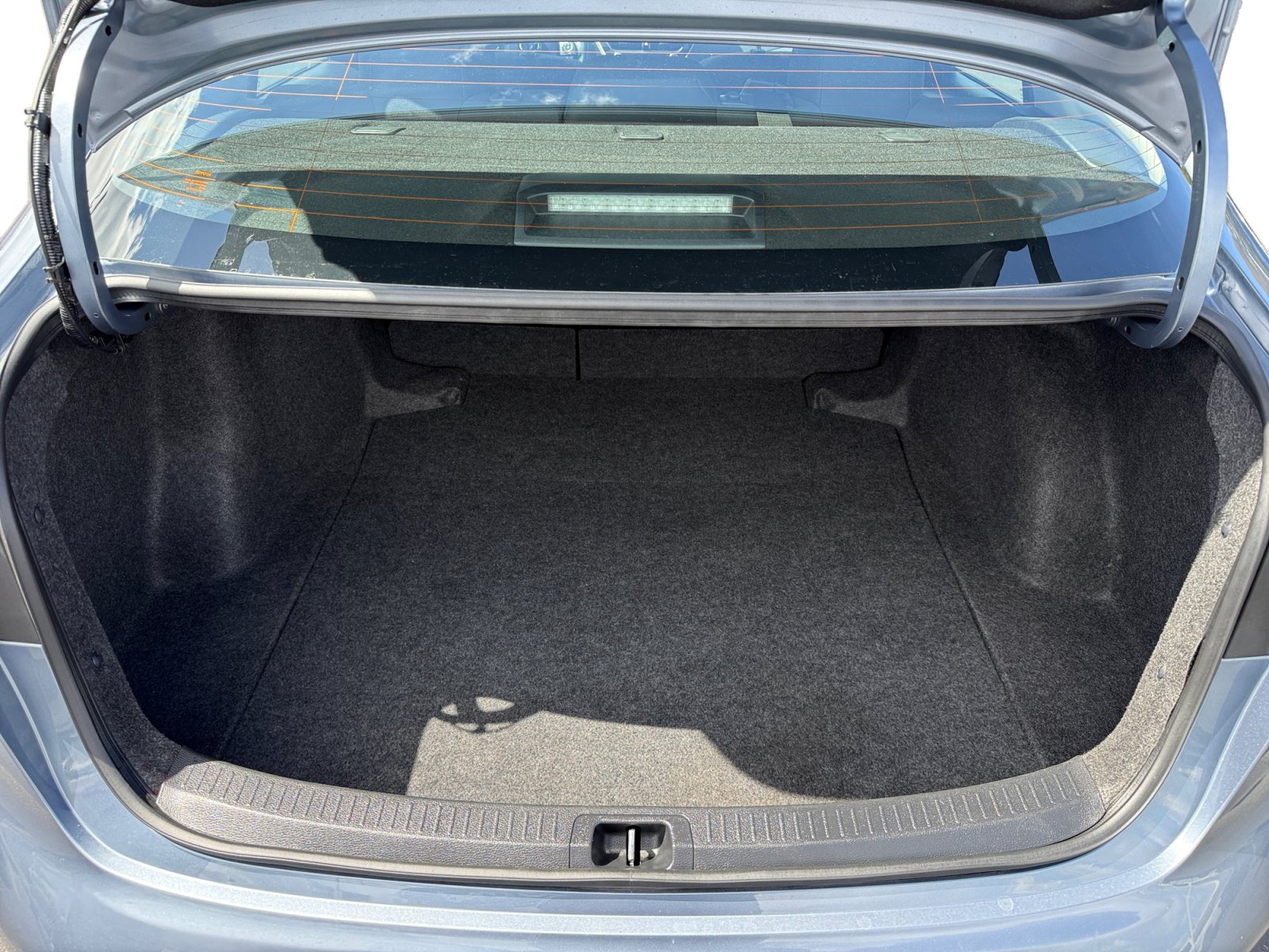 Used 2025 Toyota Corolla LE FWD image 17