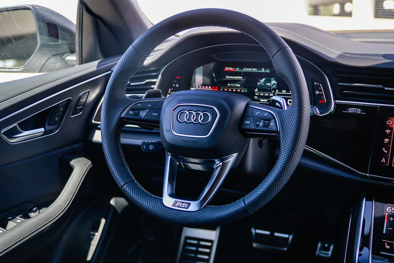 New 2026 Audi RS Q8 performance image 15