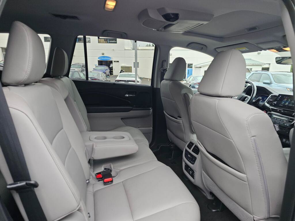 Used 2019 Honda Pilot Touring image 13