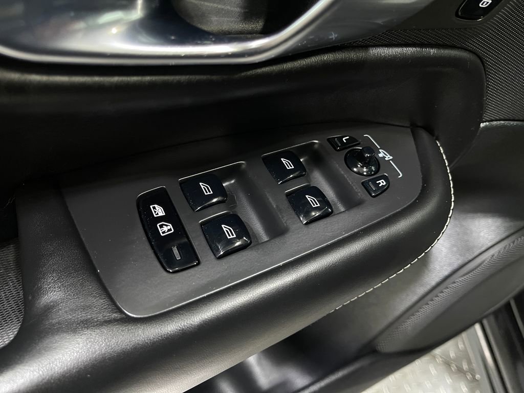 Used 2019 Volvo XC90 T6 Inscription w/ Advanced Package image 17