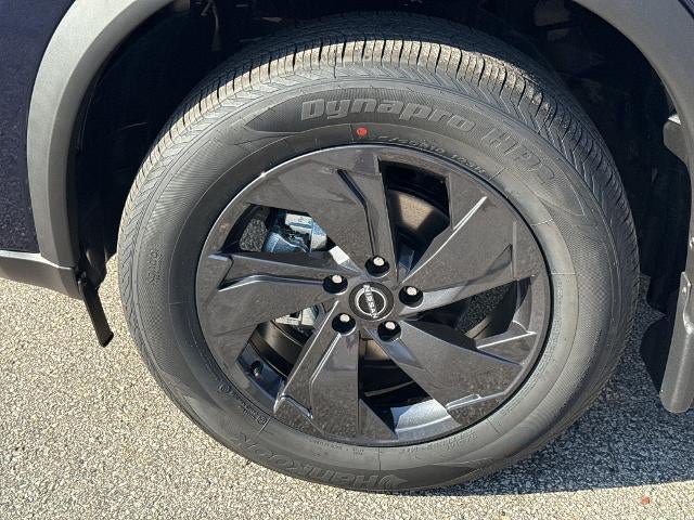 New 2027 Nissan Rogue SV w/ Cold Weather Package AWD/4WD image 21