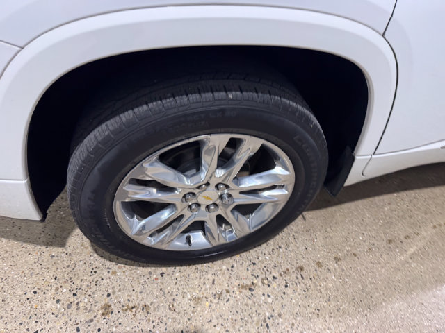Used 2019 Chevrolet Traverse High Country w/ LPO, Floor Liner Package AWD/4WD image 32