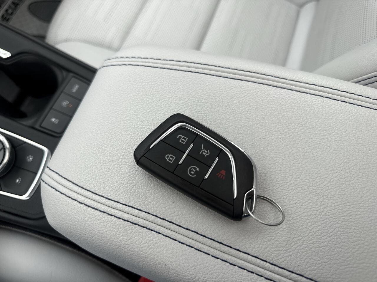 Used 2024 Cadillac XT4 Sport image 26