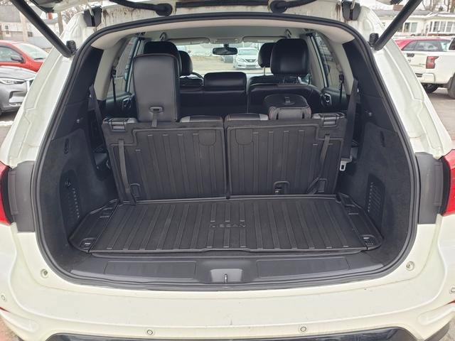 Used 2019 Nissan Pathfinder SL w/ Rock Creek Edition image 6