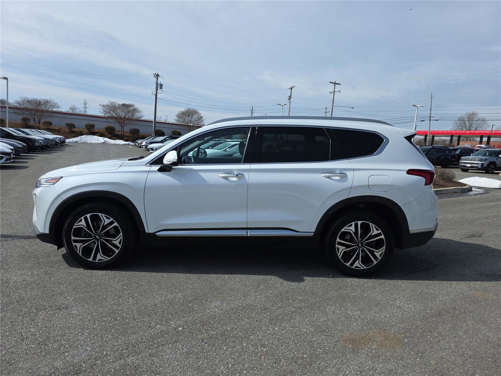Used 2019 Hyundai Santa Fe Limited w/ Cargo Package image 8