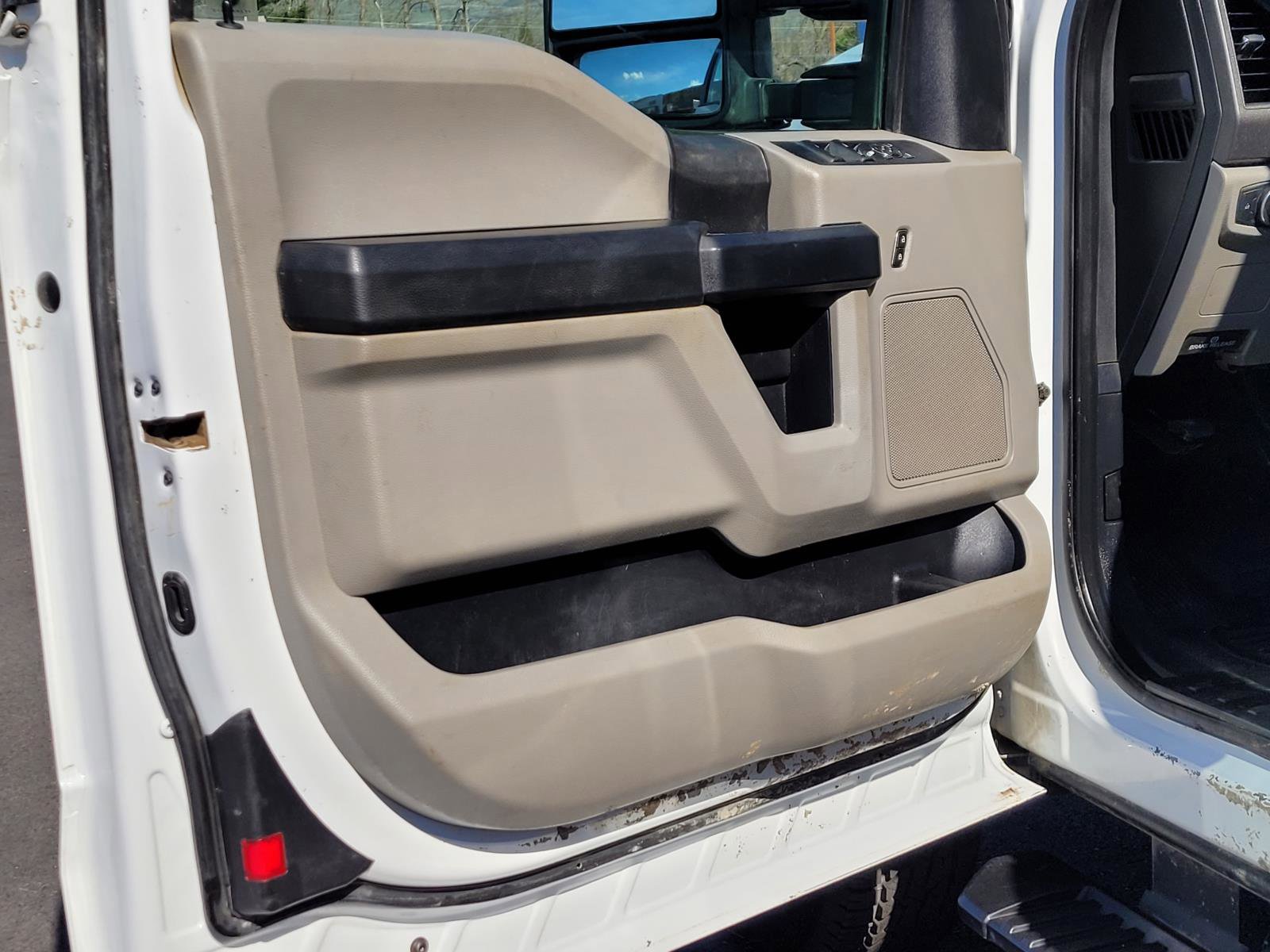 Used 2021 Ford F350 XL w/ Power Equipment Group AWD/4WD image 12