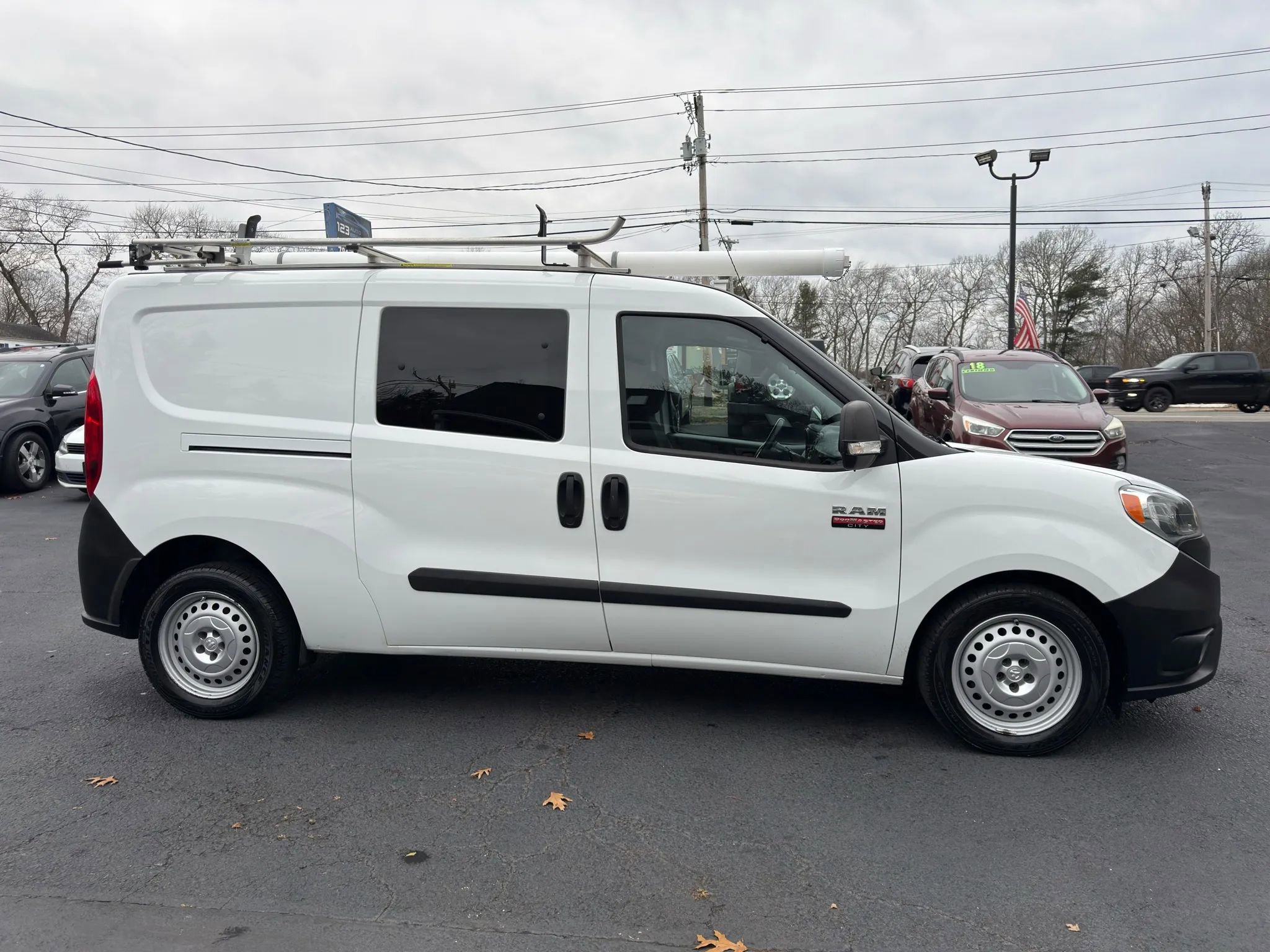 Used 2018 RAM ProMaster City Tradesman image 8