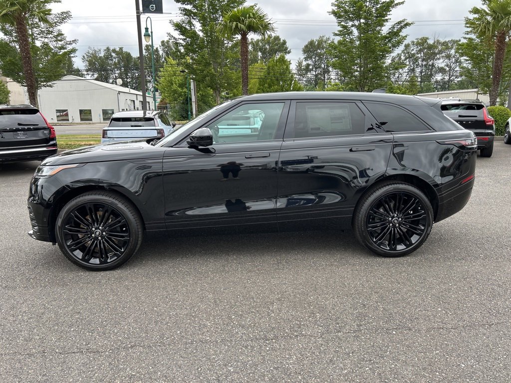 New 2026 Land Rover Range Rover Velar Dynamic SE image 2