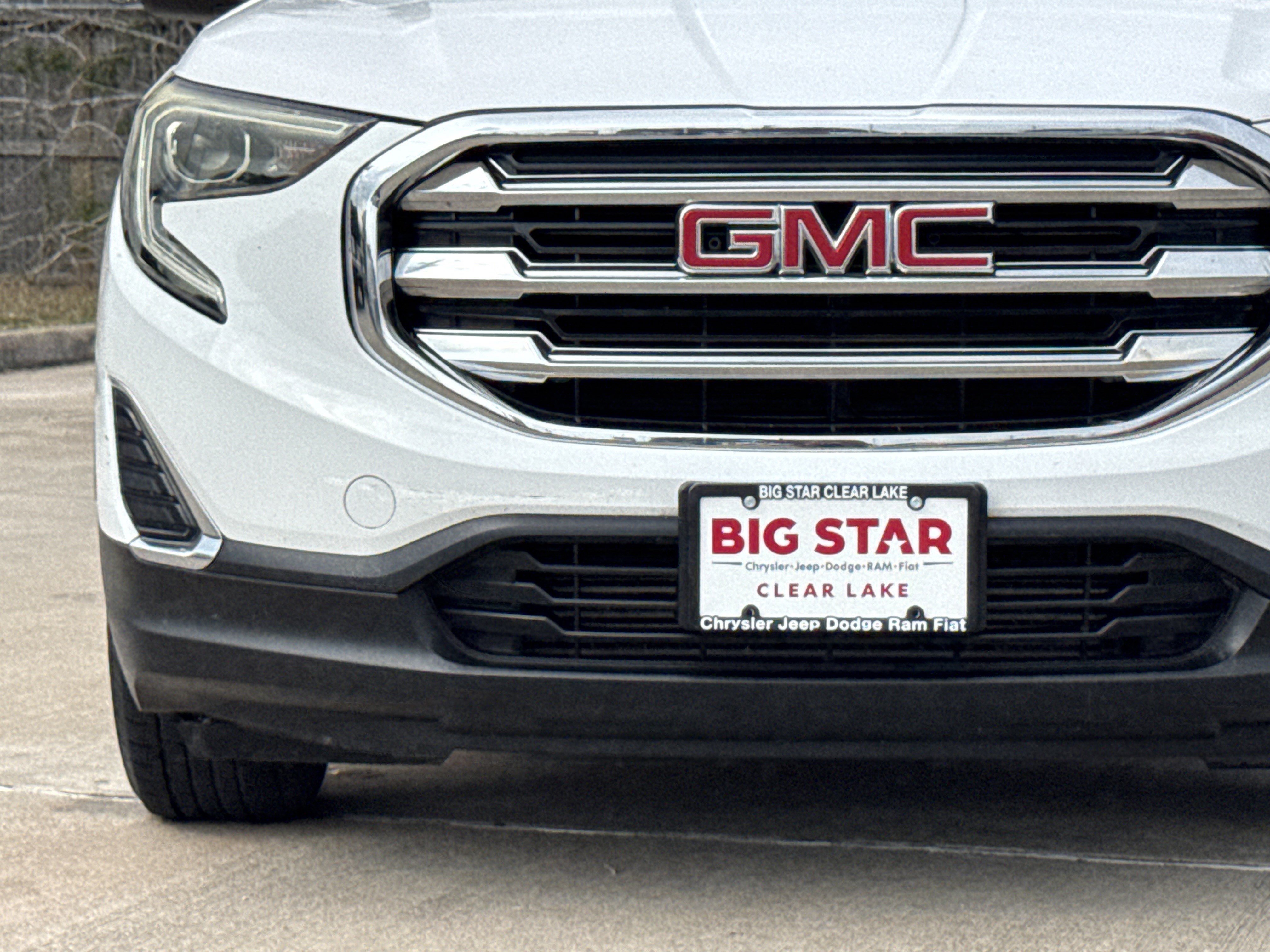 Used 2021 GMC Terrain SLE w/ Driver Convenience Package image 15