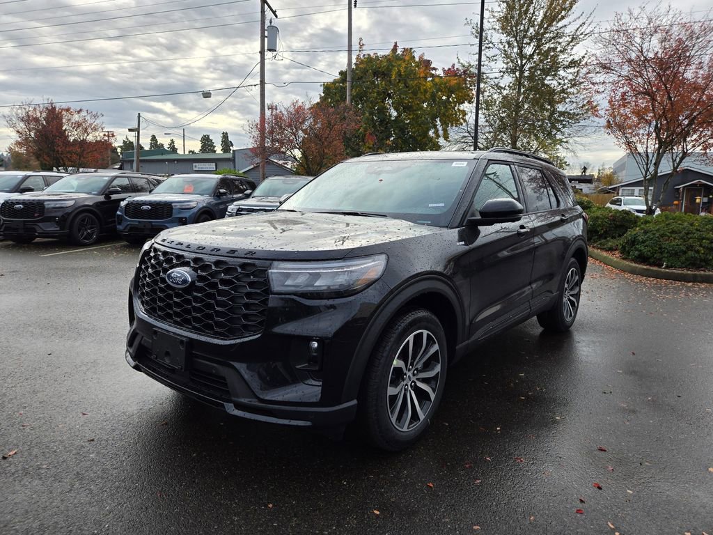 New 2026 Ford Explorer ST-Line
