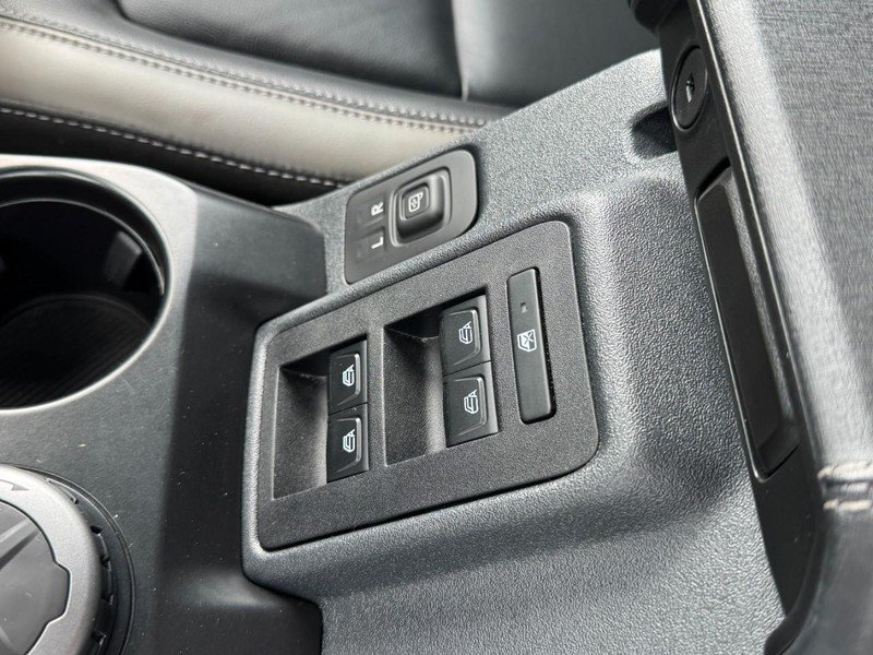 Used 2025 Ford Bronco Outer Banks AWD/4WD image 22