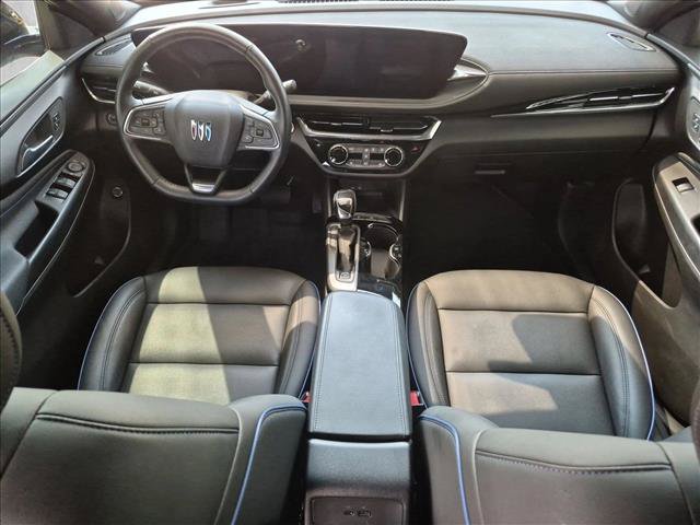 Used 2024 Buick Envista Sport Touring w/ Convenience I Package FWD image 16