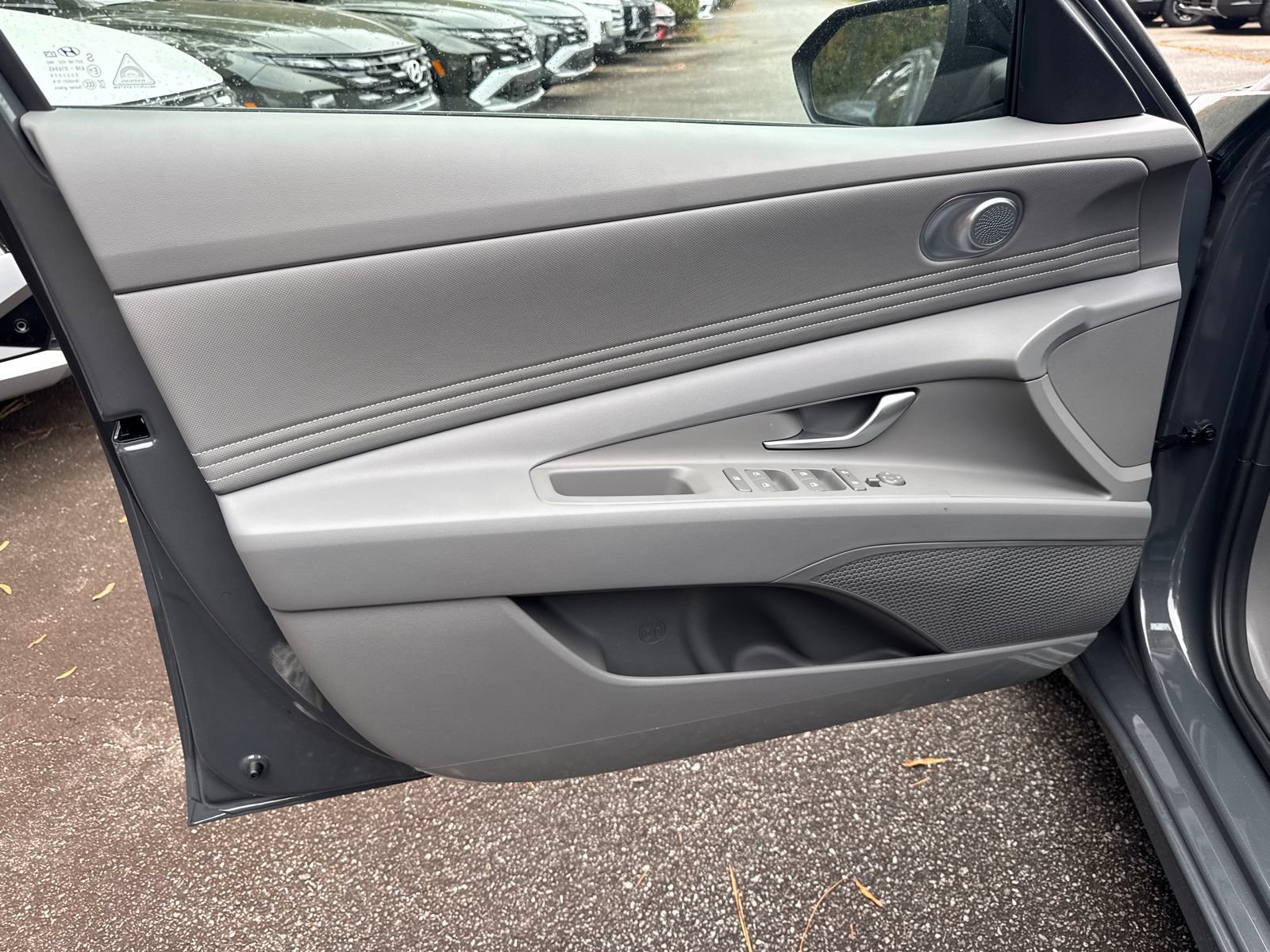 New 2026 Hyundai Elantra Sport FWD image 11