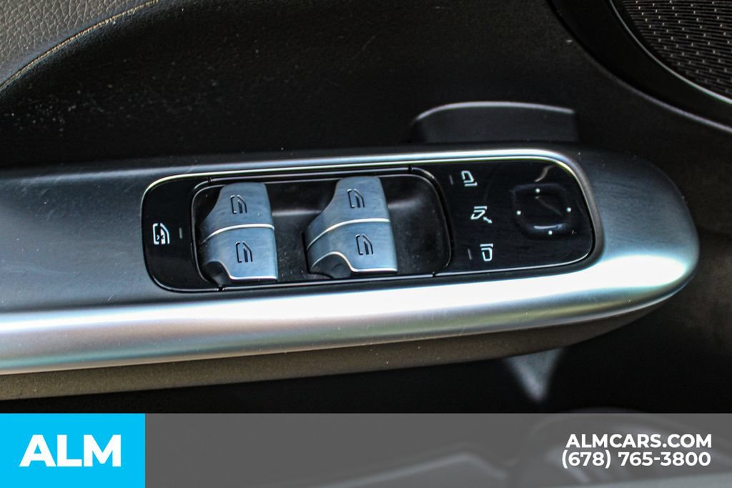 Used 2025 Mercedes-Benz C 43 AMG 4MATIC Sedan w/ AMG Night Package Plus image 38