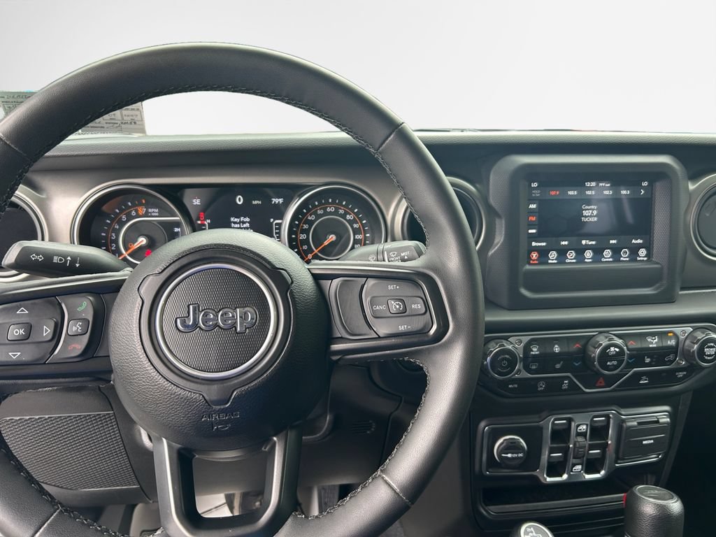 Certified 2023 Jeep Gladiator Sport AWD/4WD image 16
